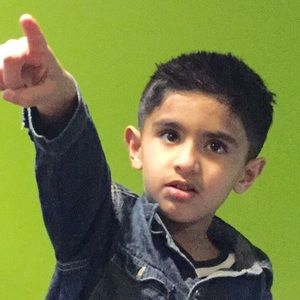 Meet your Posher, Qasim